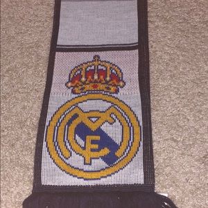 Real Madrid scarve